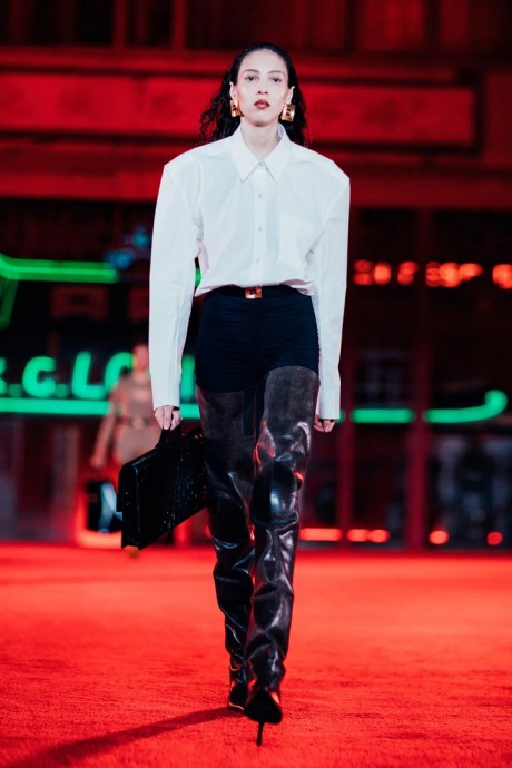 Коллекция Alexander Wang Ready-To-Wear Осень-Зима 2022/2023 Коллекция Alexander Wang Ready-To-Wear Осень-Зима 2022/2023