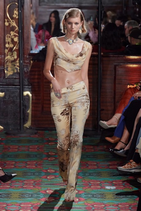 Коллекция Alessandra Rich Ready-To-Wear Весна-Лето 2023 Коллекция Alessandra Rich Ready-To-Wear Весна-Лето 2023