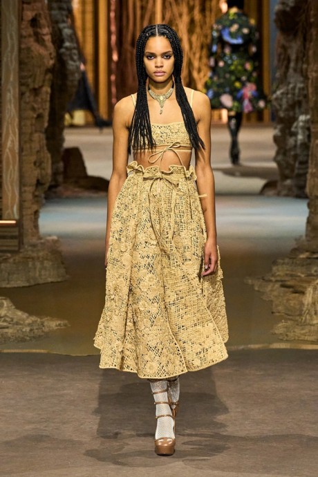 Коллекция Christian Dior Ready-To-Wear Весна-Лето 2023 Коллекция Christian Dior Ready-To-Wear Весна-Лето 2023