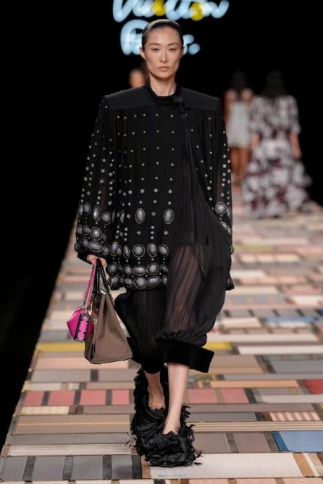 Коллекция Louis Vuitton Ready-To-Wear Весна-Лето 2025 Коллекция Louis Vuitton Ready-To-Wear Весна-Лето 2025