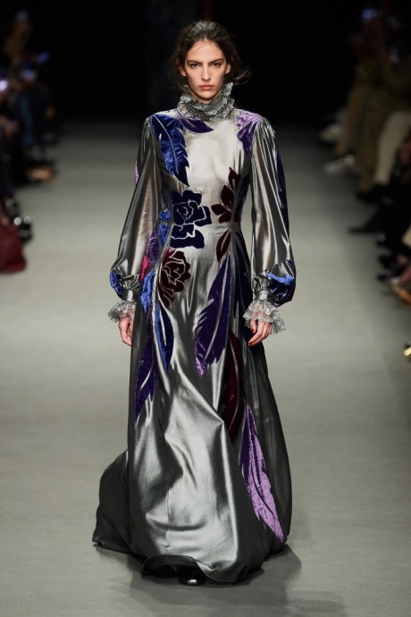 Коллекция Alberta Ferretti Ready-To-Wear Осень-Зима 2022/2023