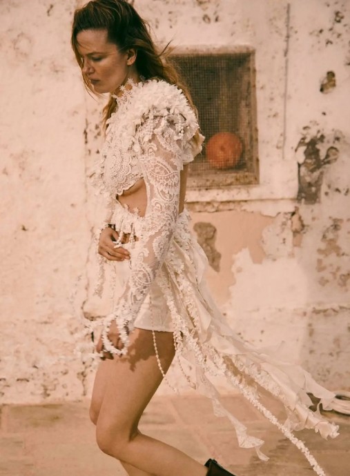 Касия Страсс (Kasia Struss) в фотосессии для журнала Elle France (2023) Касия Страсс (Kasia Struss) в фотосессии для журнала Elle France (2023)