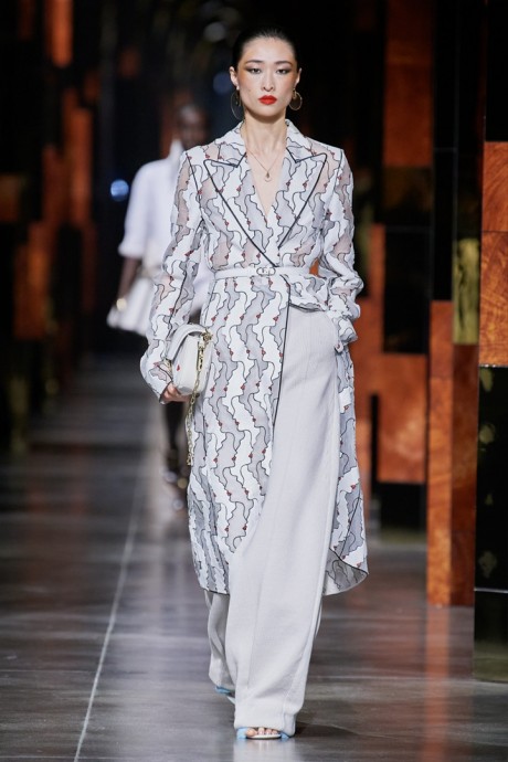 Коллекция Fendi Ready-To-Wear Весна-Лето 2022