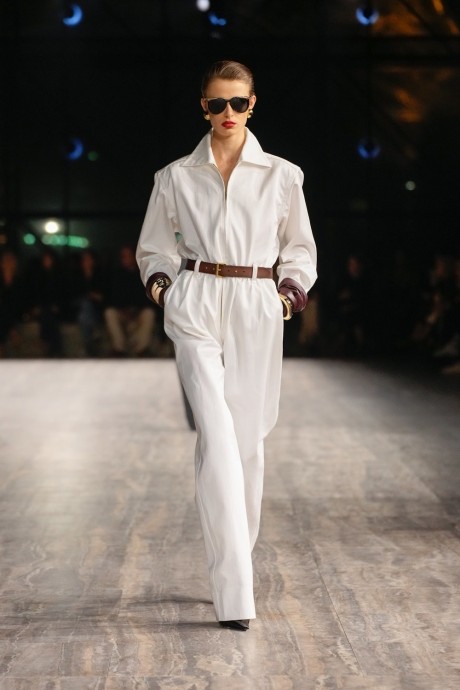 Коллекция Saint Laurent Ready-To-Wear Весна-Лето 2024 Коллекция Saint Laurent Ready-To-Wear Весна-Лето 2024