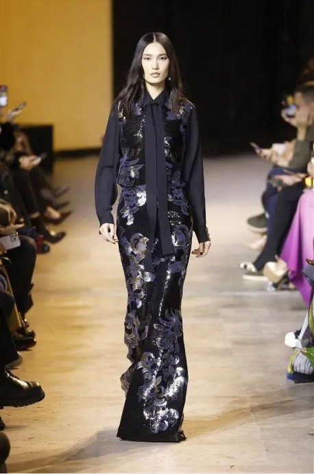 Коллекция Elie Saab Ready-To-Wear Fall/Winter 2024 Paris Коллекция Elie Saab Ready-To-Wear Fall/Winter 2024 Paris