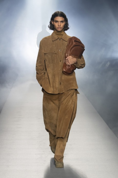 Коллекция Alberta Ferretti Ready-To-Wear Осень-Зима 2021/2022 Коллекция Alberta Ferretti Ready-To-Wear Осень-Зима 2021/2022
