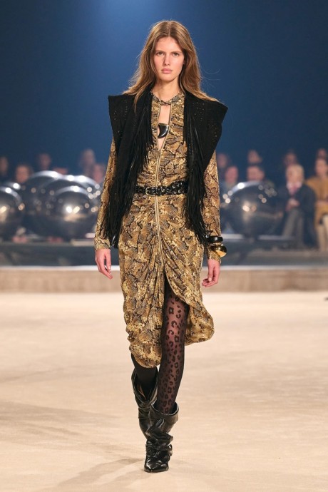 Коллекция Isabel Marant Fall 2024 Ready-to-Wear