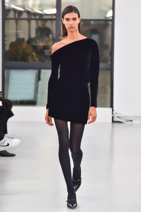 Коллекция Theory Ready-To-Wear Осень-Зима 2023