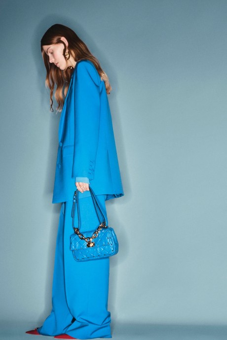 Обзор коллекции Valentino Pre-Fall 2024