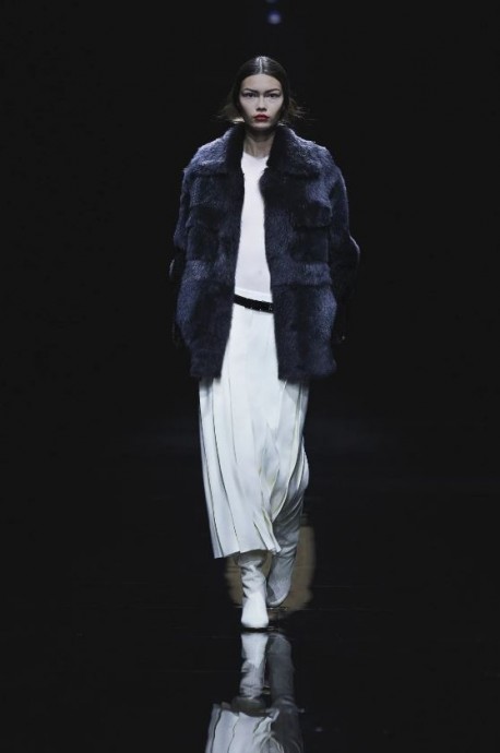 Коллекция Khaite Ready-To-Wear Fall/Winter 2024 New York Коллекция Khaite Ready-To-Wear Fall/Winter 2024 New York