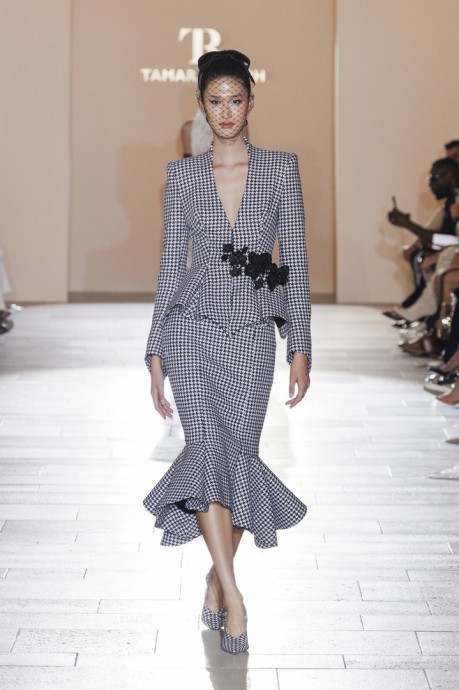 Высокая мода "Tamara Ralph", Haute Couture Fall-Winter 2024/25 Высокая мода "Tamara Ralph", Haute Couture Fall-Winter 2024/25