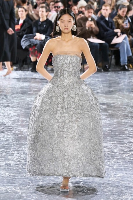 Коллекция Jean Paul Gaultier Haute Couture Весна-Лето 2024 Коллекция Jean Paul Gaultier Haute Couture Весна-Лето 2024