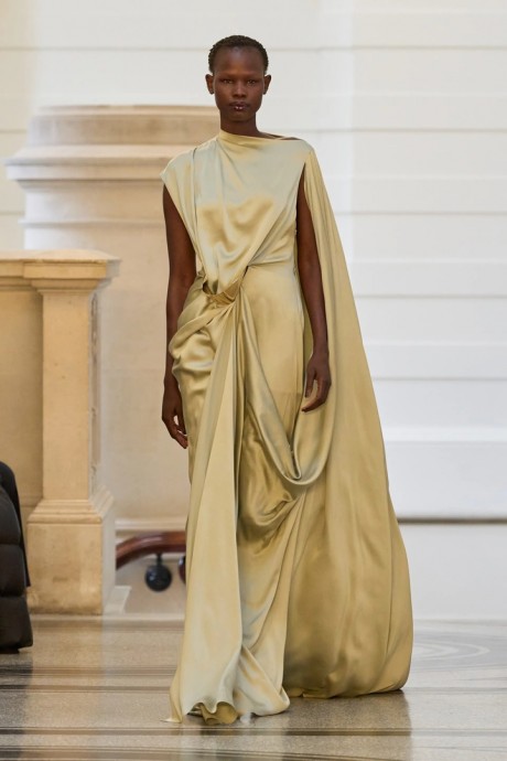 Коллекция Roksanda FALL 2024 READY-TO-WEAR