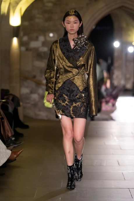 Обзор коллекции Mithridate Fall 2024 Ready-to-Wear