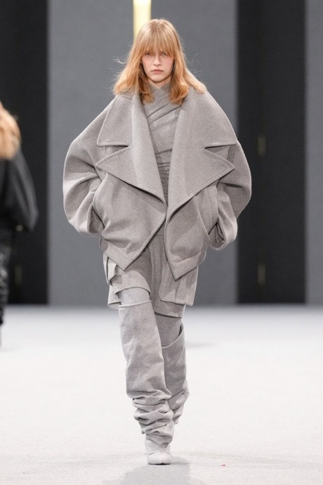 Balmain осень/зима 2025-2026
