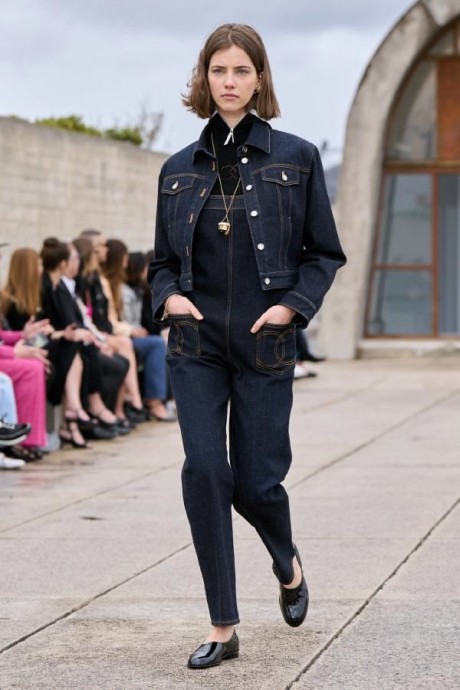 Коллекция Chanel Cruise 2025 Fashion Show