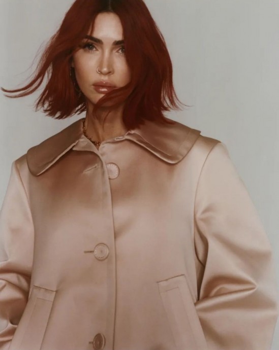 Меган Фокс (Megan Fox) в фотосессии для WWD Magazine (2023) Меган Фокс (Megan Fox) в фотосессии для WWD Magazine (2023)
