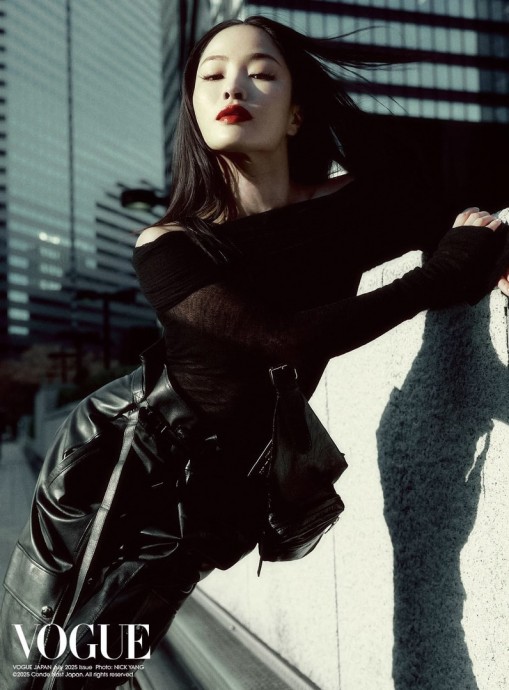 Анна Саваи (Anna Sawai) в фотосессии для журнала Vogue Japan (2025) Анна Саваи (Anna Sawai) в фотосессии для журнала Vogue Japan (2025)