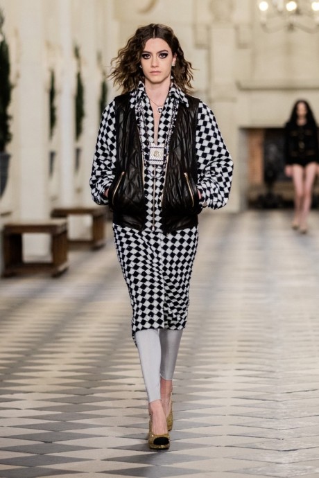 Chanel Pre-Fall Осень-Зима 2021-2022