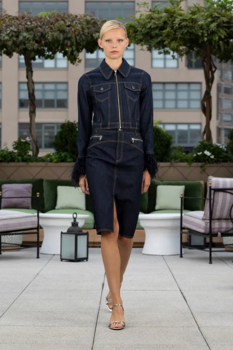 Коллекция Cinq à Sept Ready-To-Wear Весна-Лето 2024