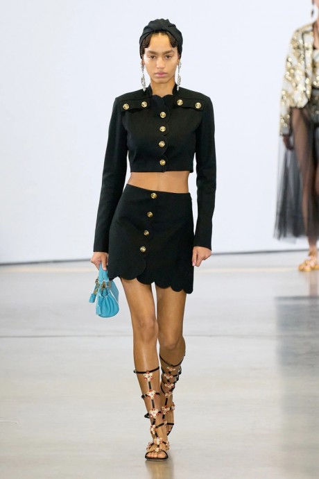 Коллекция Giambattista Valli Ready-To-Wear Весна-Лето 2023 Коллекция Giambattista Valli Ready-To-Wear Весна-Лето 2023
