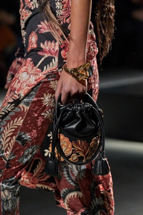 Детали Details Etro Fall-Winter 2024/25 RTW Collection