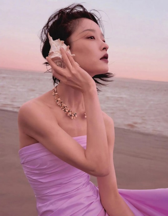 Ду Цзюань (Du Juan) в фотосессии для журнала Elle China (2023)