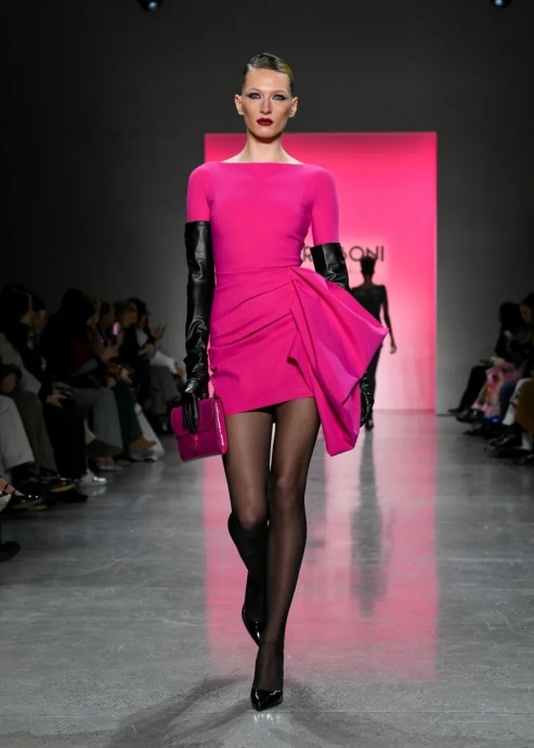 Коллекция Chiara Boni La Petite Robe Ready-To-Wear Осень-Зима 2023 Коллекция Chiara Boni La Petite Robe Ready-To-Wear Осень-Зима 2023