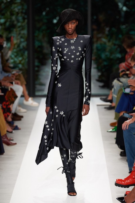 Коллекция Philosophy di Lorenzo Serafini Ready-To-Wear Весна-Лето 2022 Коллекция Philosophy di Lorenzo Serafini Ready-To-Wear Весна-Лето 2022