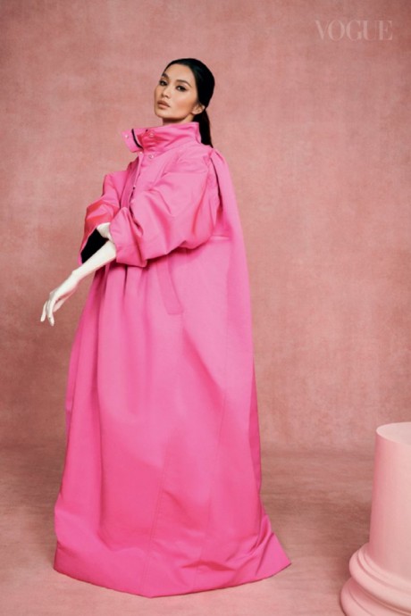Джемма Чан (Gemma Chan) в фотосессии для журнала Vogue Singapore