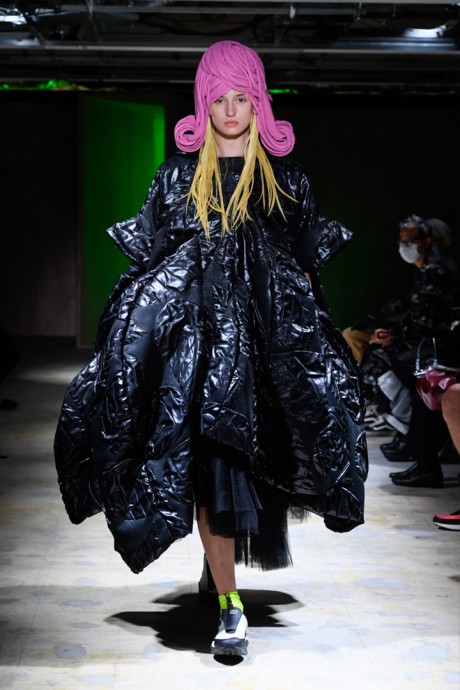 Коллекция Comme des Garçons Ready-To-Wear Весна-Лето 2022