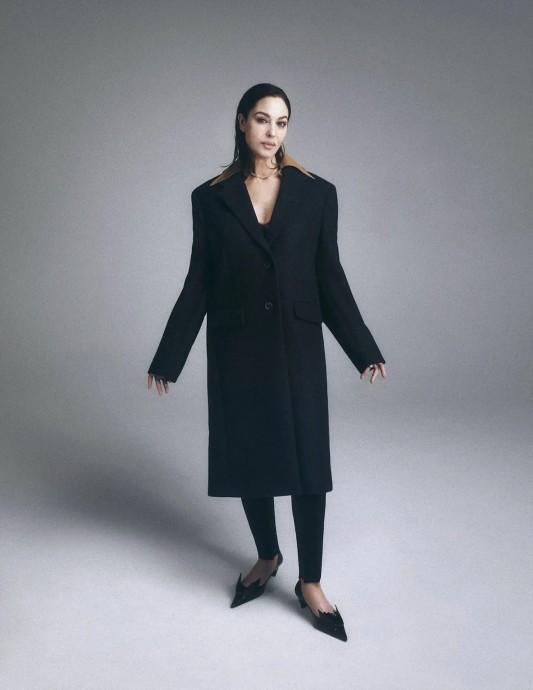Моника Беллуччи (Monica Bellucci) в фотосессии для журнала Harper’s Bazaar Spain (2023) Моника Беллуччи (Monica Bellucci) в фотосессии для журнала Harper’s Bazaar Spain (2023)