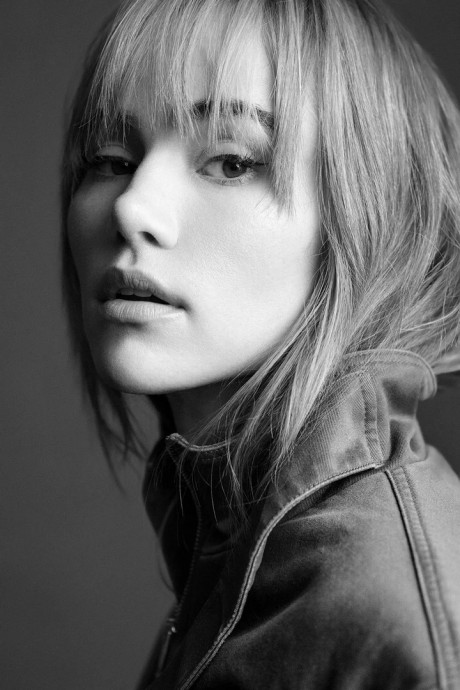 Сьюки Уотерхаус (Suki Waterhouse) в фотосессии для журнала Elle Spain (2025) Сьюки Уотерхаус (Suki Waterhouse) в фотосессии для журнала Elle Spain (2025)
