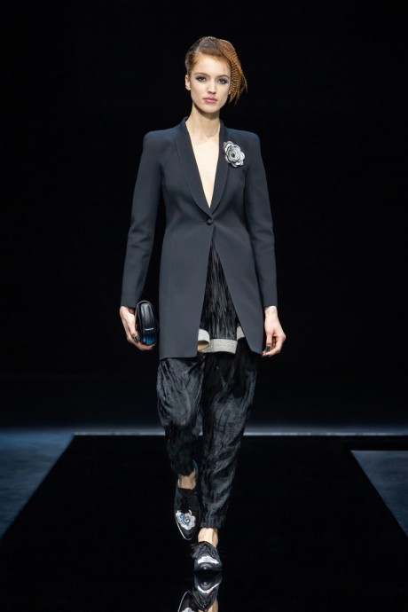 Коллекция Giorgio Armani Ready-To-Wear Осень-Зима 2021/2022