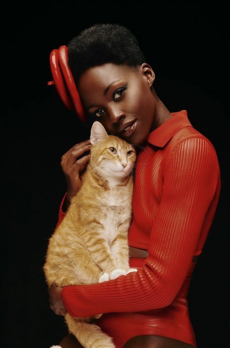 Лупита Нионго (Lupita Nyong'o) в фотосессии для журнала Glamour (2024) Лупита Нионго (Lupita Nyong'o) в фотосессии для журнала Glamour (2024)
