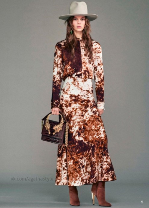Модели коллекции ROBERTO CAVALLI PRE-FALL 2024