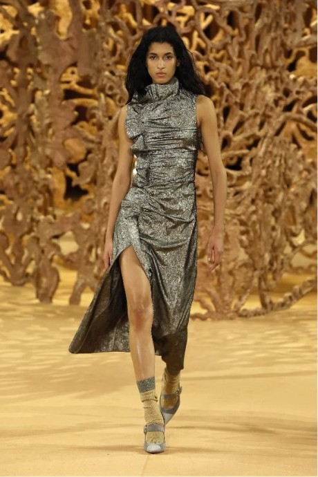 Коллекция Ulla Johnson Ready-To-Wear Fall/Winter 2024 New York Коллекция Ulla Johnson Ready-To-Wear Fall/Winter 2024 New York