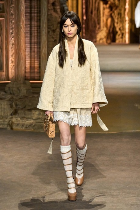 Коллекция Christian Dior Ready-To-Wear Весна-Лето 2023 Коллекция Christian Dior Ready-To-Wear Весна-Лето 2023