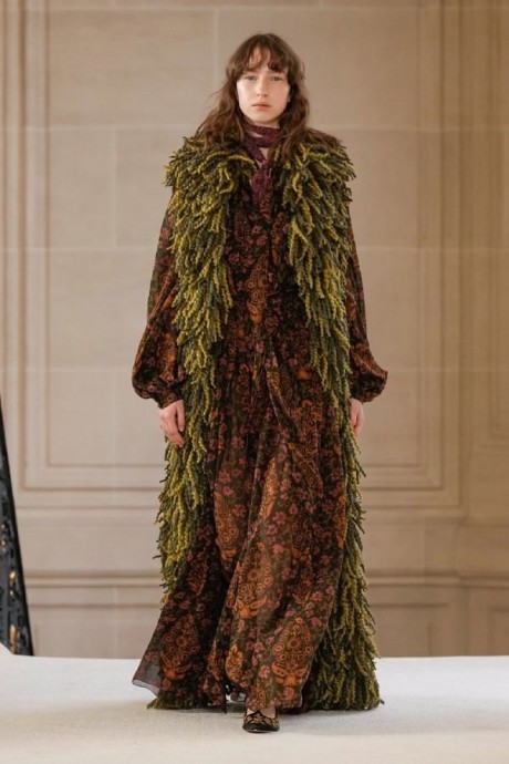 Коллекция Giambattista Valli Ready-To-Wear Осень-Зима 2025-2026 Коллекция Giambattista Valli Ready-To-Wear Осень-Зима 2025-2026