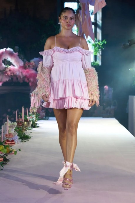 Коллекция LoveShackFancy Ready-To-Wear Весна-Лето 2024 Коллекция LoveShackFancy Ready-To-Wear Весна-Лето 2024