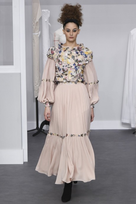 Модели коллекции Chanel Couture