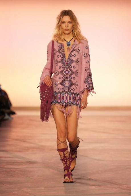 Коллекция Isabel Marant Ready-To-Wear Весна-Лето 2025 Коллекция Isabel Marant Ready-To-Wear Весна-Лето 2025