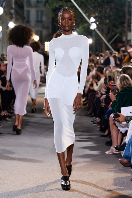 Коллекция Alaïa Ready-To-Wear Весна-Лето 2022