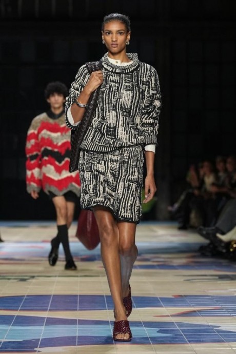 Коллекция Bottega Veneta Ready-To-Wear Весна-Лето 2024 Коллекция Bottega Veneta Ready-To-Wear Весна-Лето 2024