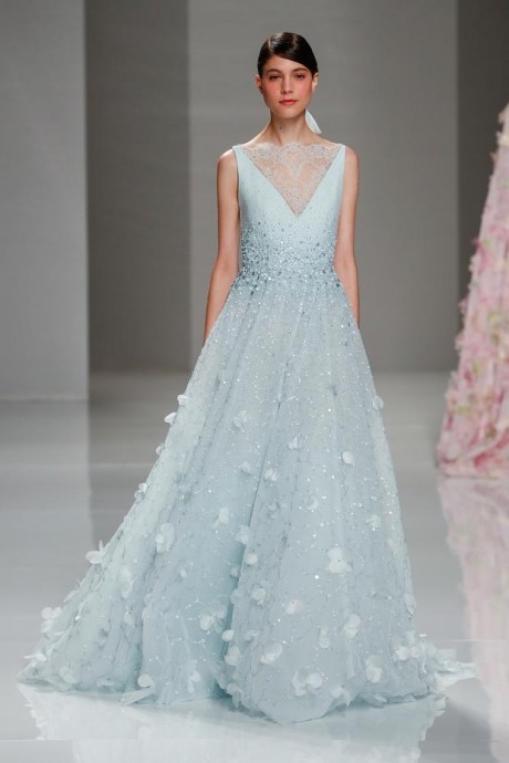 Модели коллекции Georges Hobeika