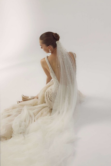 Шикарные свадебные наряды от Lihi Hod Spring/Summer 2026 Bridal Collection Шикарные свадебные наряды от Lihi Hod Spring/Summer 2026 Bridal Collection