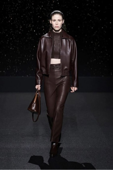 Коллекция Hermès Ready-To-Wear Fall/Winter 2024 Paris Коллекция Hermès Ready-To-Wear Fall/Winter 2024 Paris