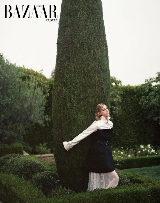 Лили Рейнхарт (Lili Reinhart) в фотосессии для журнала Harper’s Bazaar Taiwan (2022) Лили Рейнхарт (Lili Reinhart) в фотосессии для журнала Harper’s Bazaar Taiwan (2022)
