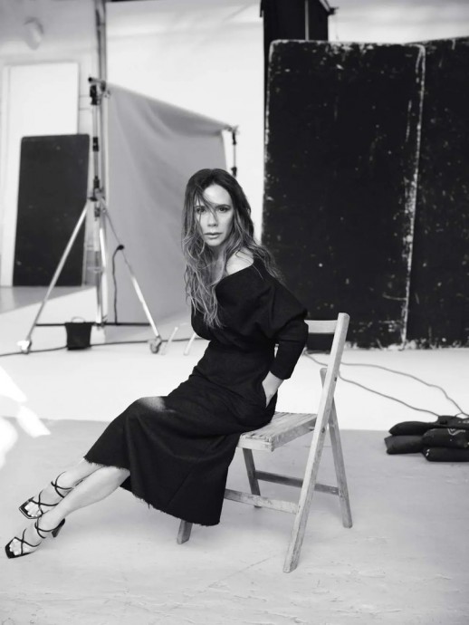Виктория Бекхэм (Victoria Beckham) в фотосессии для How To Spend It (2024) Виктория Бекхэм (Victoria Beckham) в фотосессии для How To Spend It (2024)
