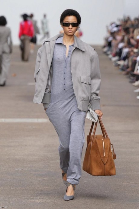 Коллекция Stella McCartney Ready-To-Wear Весна-Лето 2025 Коллекция Stella McCartney Ready-To-Wear Весна-Лето 2025